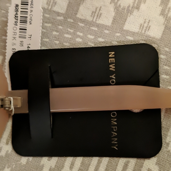 New York And Company Sunglasses NWT - Picture 3 of 4
